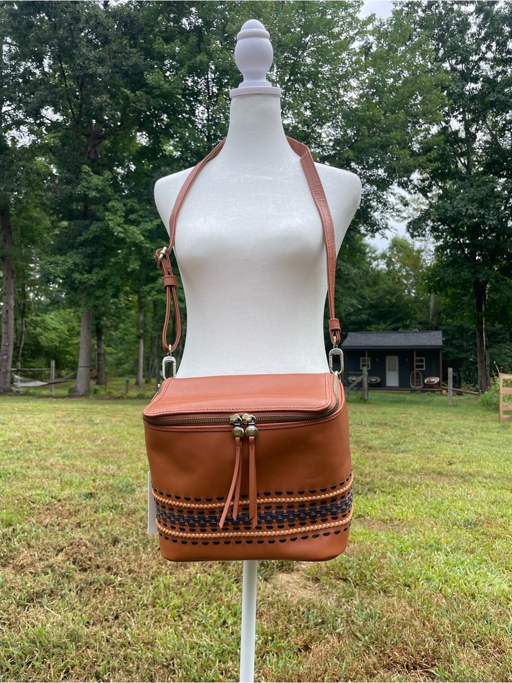 HOBO Women’s Leather Crossbody Bag in Cognac Brown